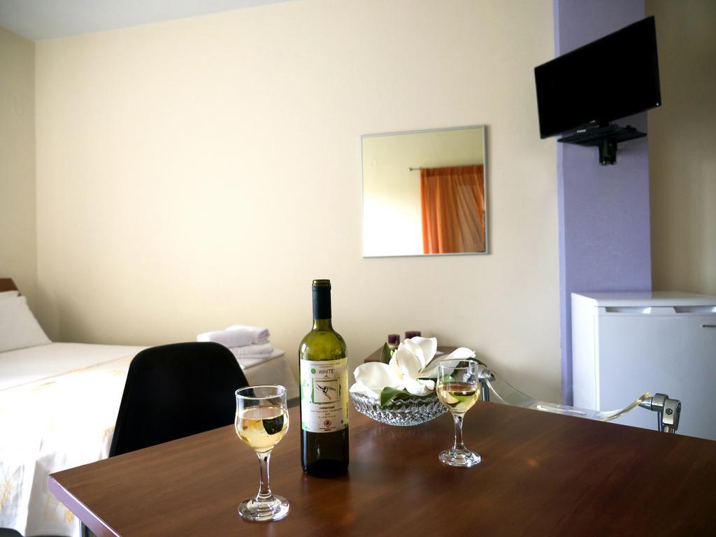 Voula Apartments ميتيكاس الغرفة الصورة