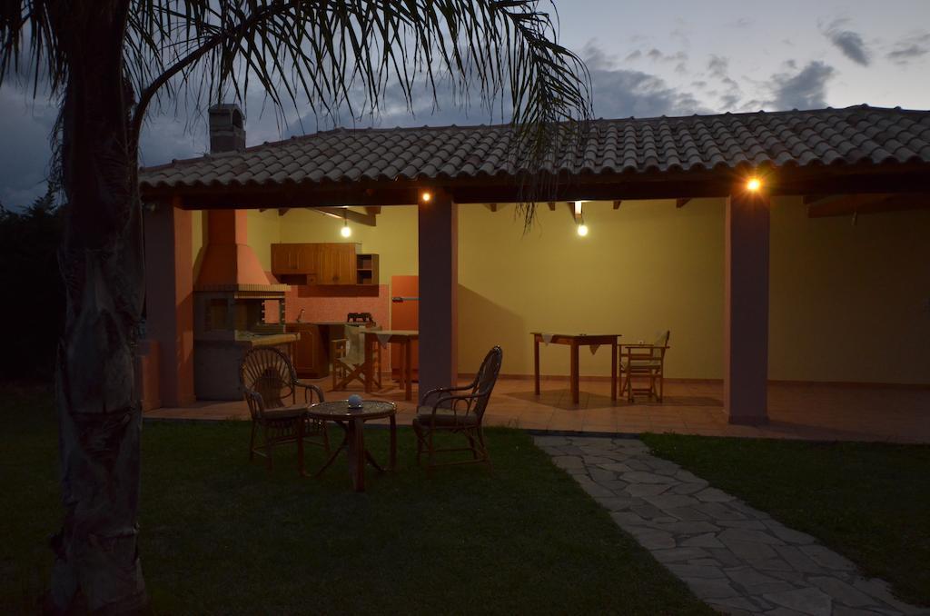 Voula Apartments ميتيكاس المظهر الخارجي الصورة