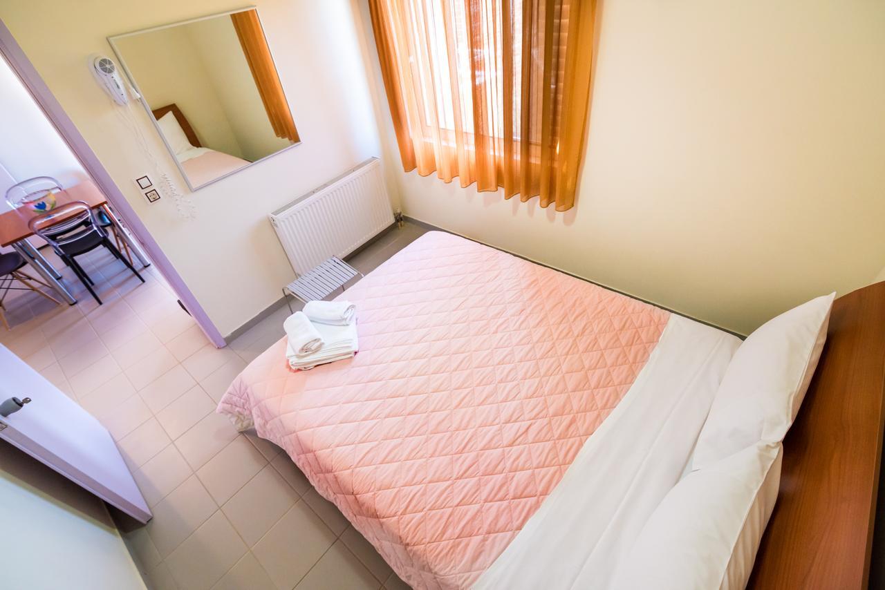 Voula Apartments ميتيكاس المظهر الخارجي الصورة